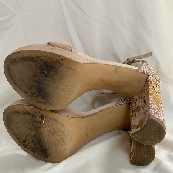 Nine West Nude heels - Picture 7 of 7